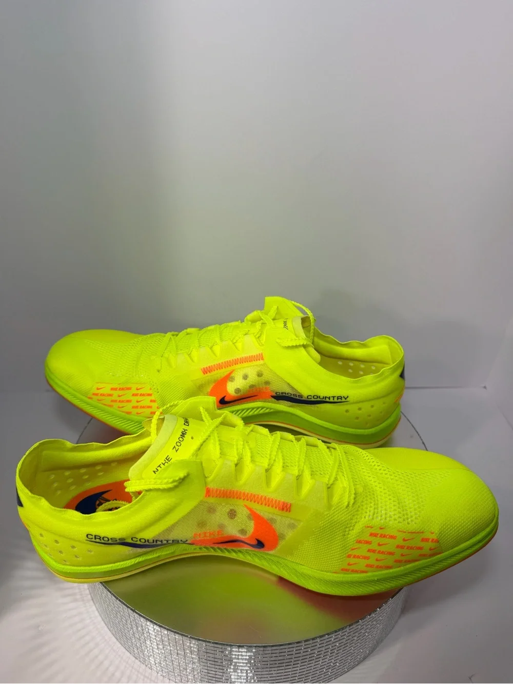 Nike Men’s Neon Yellow Zoom Racing Shoes size 12 new W